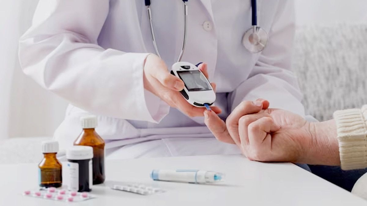 How to Manage Blood Sugar Naturally: Simple Daily Habits for Better Health